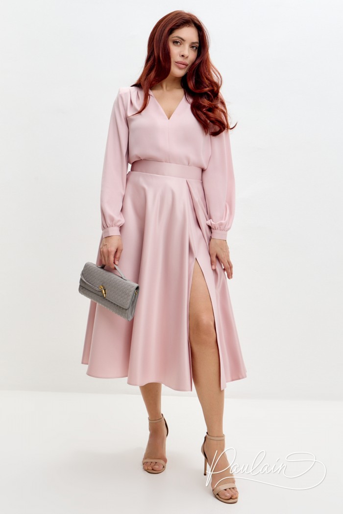 Комплект розового оттенка из блузы с рукавом и юбки миди длины на шнуровке - ЛЕОНИ | Paulain