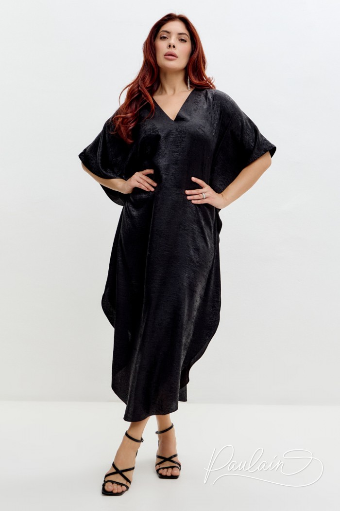 Вечернее черное платье свободного силуэта из волшебного меташифона с фигурными рукавами - ТЭЯ | Paulain