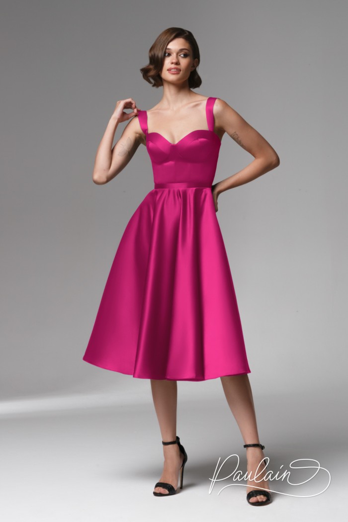 Дерзкое платье яркого розового цвета миди длины на бретелях - ТАТИ МИДИ | Paulain