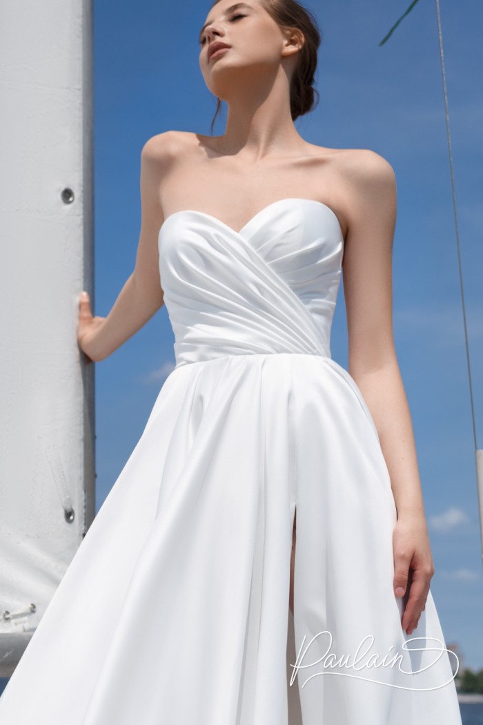 Элегантное белое вечернее платье с высоким разрезом без рукава - РОССА | Paulain