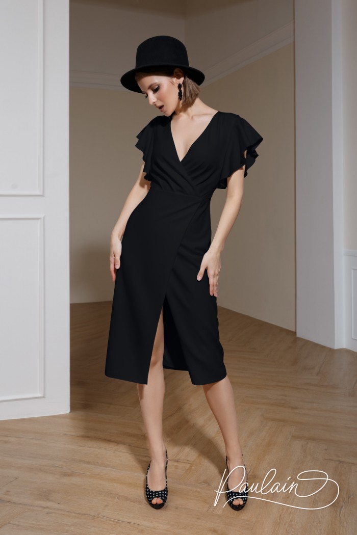 Оригинальное черное платье длины миди с рукавом воланом и пикантным декольте - БЕНЕДИКТ МИДИ | Paulain