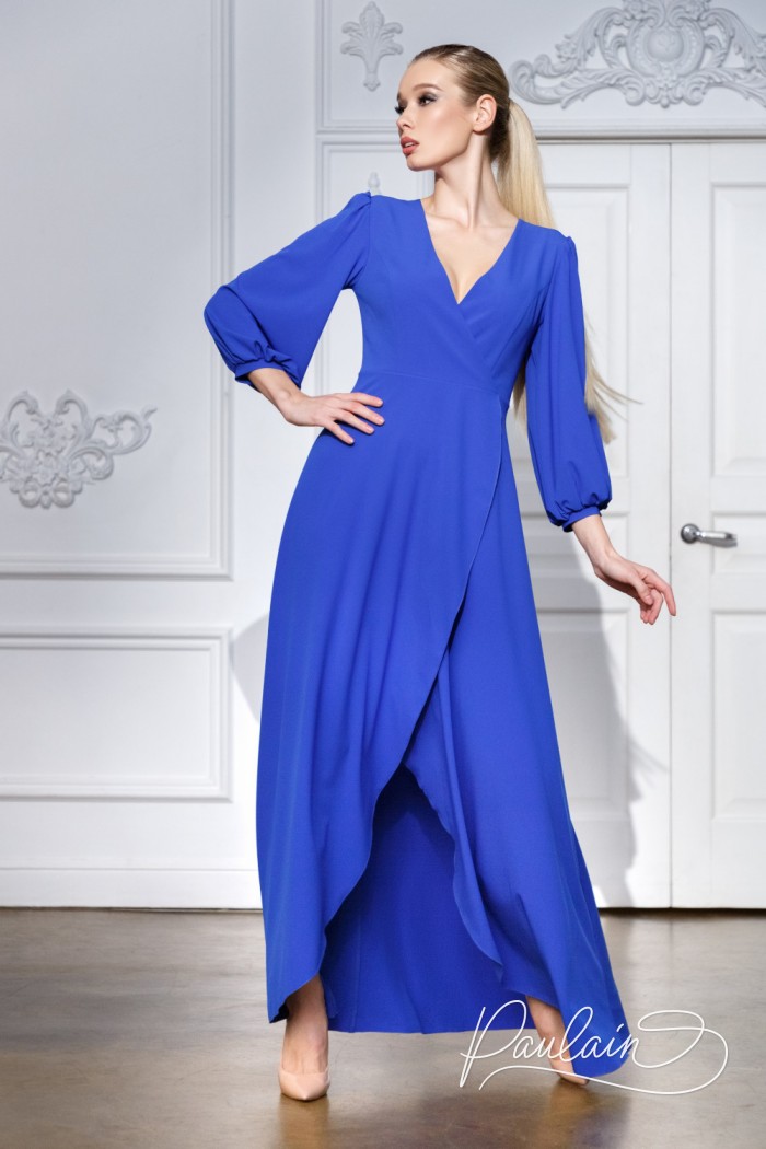 Вечернее длинное легкое платье с шикарным декольте и объемным рукавом - ЛОТТА | Paulain