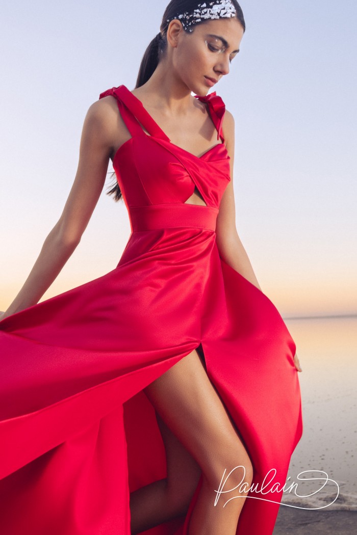 Атласное вечернее платье с высоким разрезом по ноге и лифом в стиле кроп-топа - МАРС | Paulain